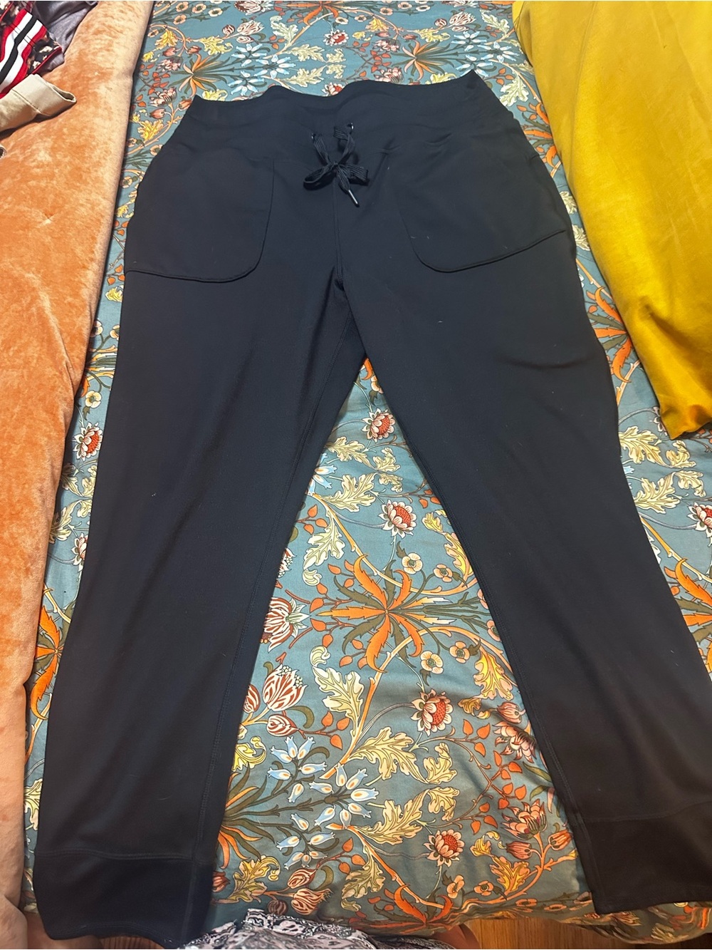 Black/EspressoDrawstring Pocket Jogger Pants
